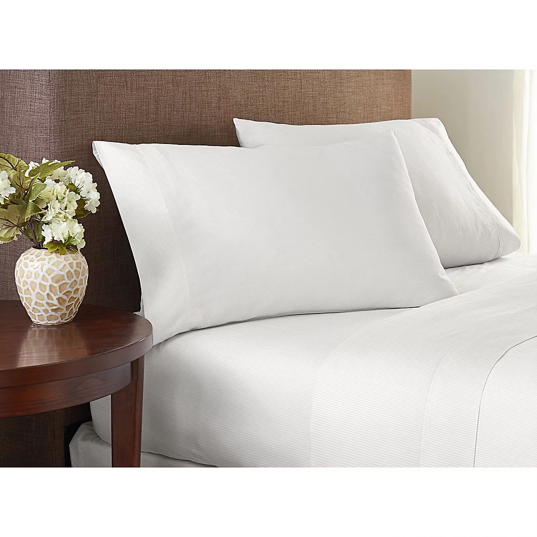 Berkley Jensen 600 Thread Count Cotton Sateen 4 Pc. Queen Size Sheets Set - Stripe Brilliant White